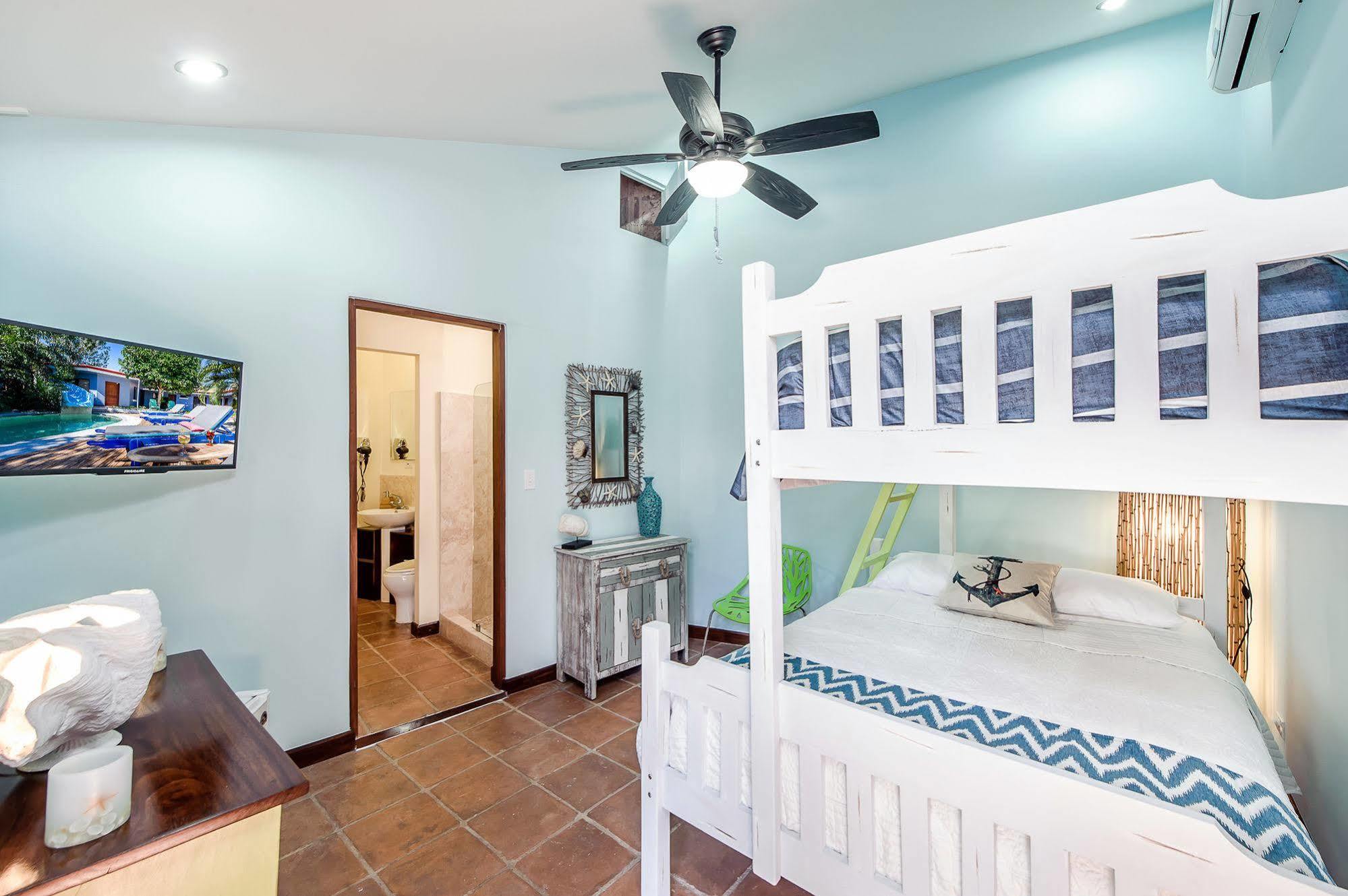 Sirena Serena B&B And Retreat Tamarindo Exteriör bild